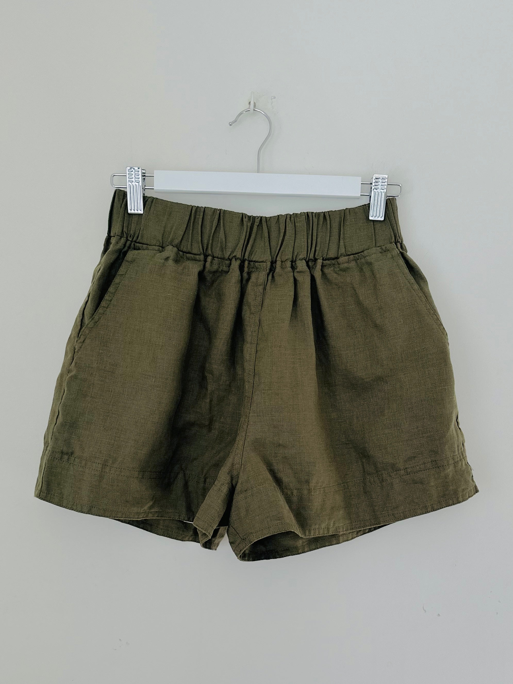 abbey short - army linen - Image 5
